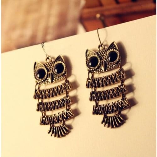 BONLAVIE 1 Pair Hollow Owl Design Woman Stud Earrings Vintage Antique Gold Color Black Cubic Zirconia Women Jewelry Earrings