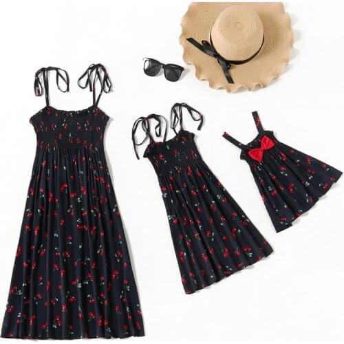 Family Look Beach Mother Daughter Dresses Mommy and Me Clothes Mom Mum Mama Baby Girls Matching Sleeveless Dress Family Outfits