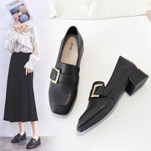 2021 British Style Flat Loafers for Women Black Color Spring Fashionable Comfortable Womens Loafers New Womens Shoes