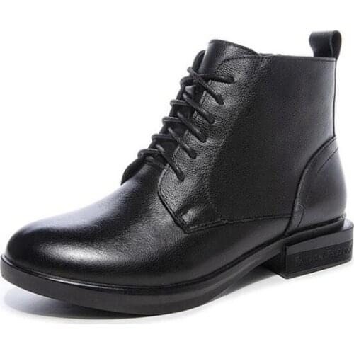 2019 New Lace-up Martin Boots Casual Fashion Short Boots Winter Warm Shoes Low Heel Comfort Genuine Leather Women Shoes Boots