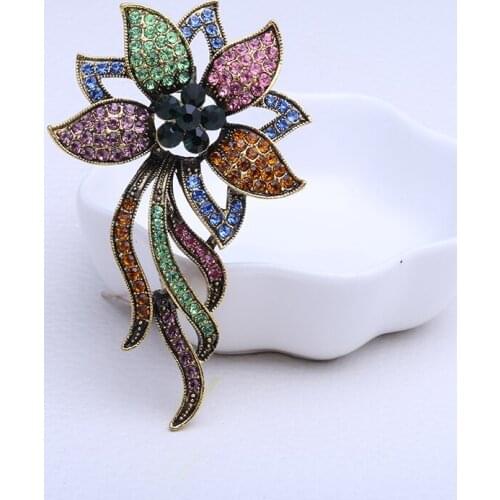 Beadsland Alloy Inlaid Rhinestone Brooch Fashionable High-end Clothing Accessories Pin Woman Gift MM-648
