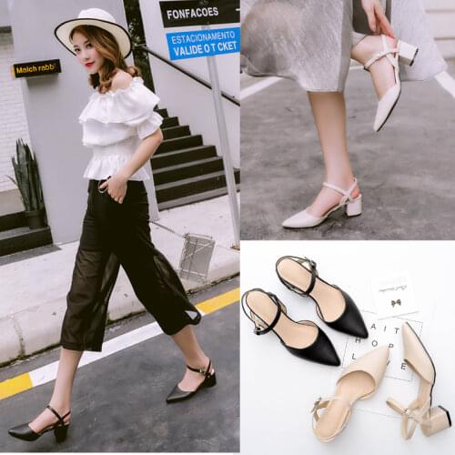 2018 new style European and American style high pointed summer sandals The word is thick with the middle heel womens sandals