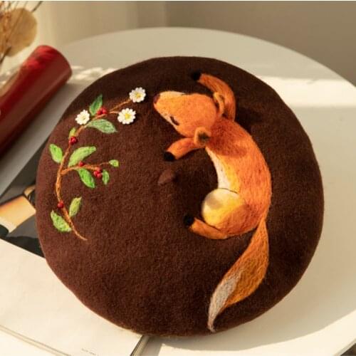 Women’s Hat Lifelike Fox Cute Funny Handmade Woolen Felt Beret Street Fashion Retro Painter Hat Creative Gift Party