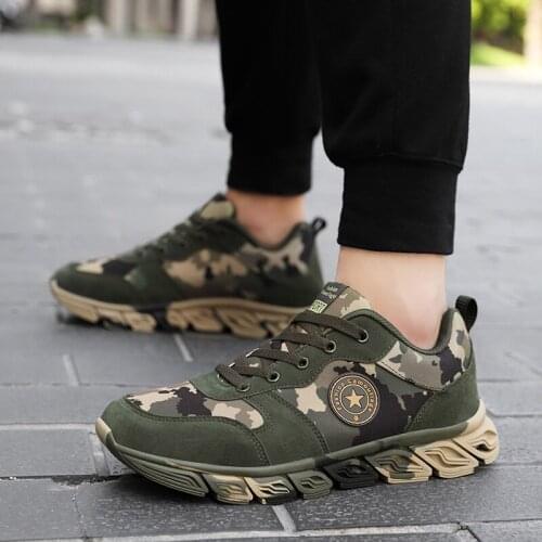 Mens Running Sport Shoes Comfortable Army Green Womens Running Sneakers Light Lace-Up Couple Shoes Run Camouflage Sneakers