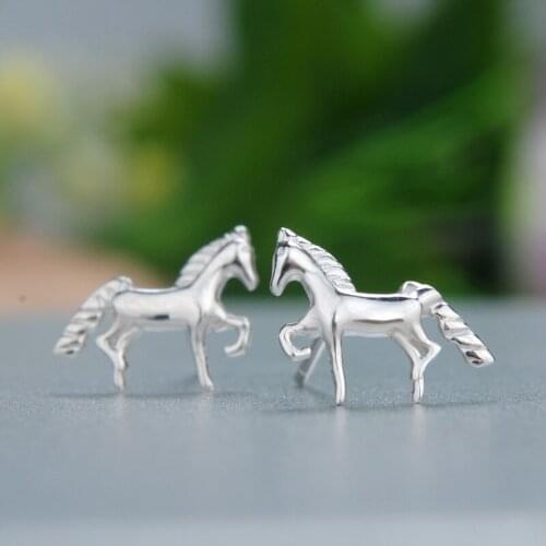 Trendy S925 Sterling Silver Horse Earring Lovely Mini Cute Animal Stud Statement Fashion Women Jewelry