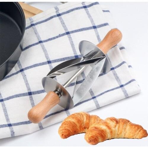 Stainless Steel Rolling Cutter Croissant Bread Knife Rolling Pin Dough Cutter Knives Christmas Party Decor Tools Kitchen Knife