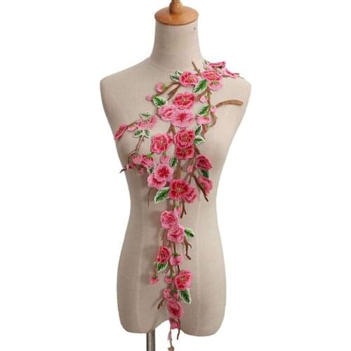 Plum Flower Motif Collar Sew On Patch Embroidered Sewing Appliqued Badge Bust For DIY Crafts Quilting Dress Decoration