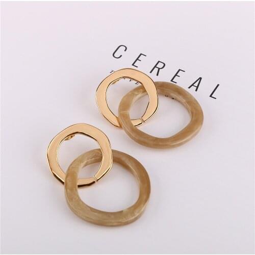 Fashion Quality Resin Circle Earrings Exquisite Girls for Women Gold Metal Earring Jewelry Wholesale