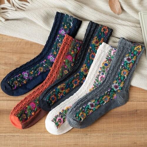 Women Socks Cotton Euramerican National Wind Flowers Autumn and Winter Ladies Socks Warm and Cute 2021 New Fashion hot