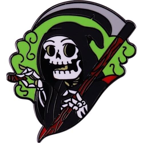 Smoking Grim Reaper Badge Sickle Killer Death Pin Green Flame Brooch Horror Gothic Halloween Gift