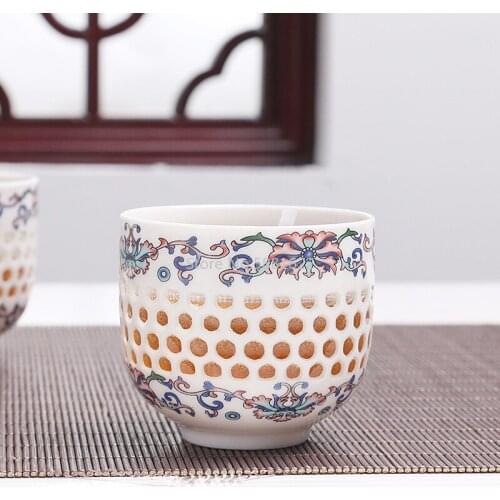 6PCS/LOT 100ml Blue and White Porcelain Hollow Honeycomb Ceramic Tea Cup Kung Fu Tea Set Water Cup Puer Tea Bowl Drinkware