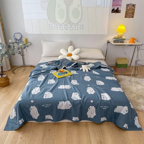 Papa&Mima Cartoon Dark Blue Polar Bear Knitted Summer Quilted Thread Blanket Throws Cotton Full Queen Sheets Bedspread