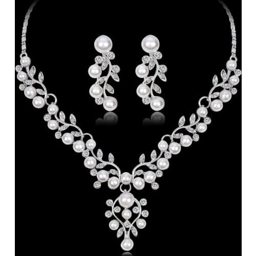 Fashion Necklace Earrings Bracelets Set For Women 2021 Diamond Bridal Set Pearl Necklace Earrings Jewelry Accessories Wedding