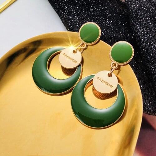 High quality acrylic large circle earrings, elegant ladies, stylish womens wedding, and party jewelry gifts