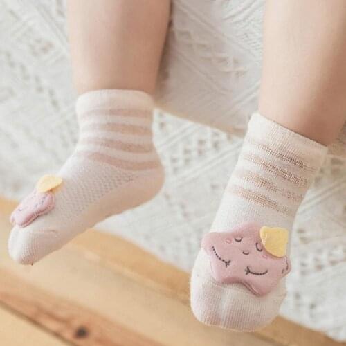 2 Pairs Random Color Kid Socks Cartoon Animal Decor Anti-skid Skin Friendly Baby Floor Socks for Spring/Summer Baby Gifts