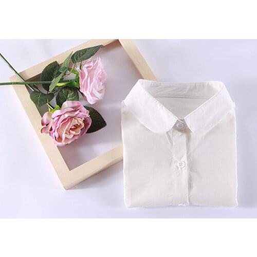 2017 Spring and Autumn new literary simple wild female cotton shirt collar inside the ride lace fake collar shirt embroidered