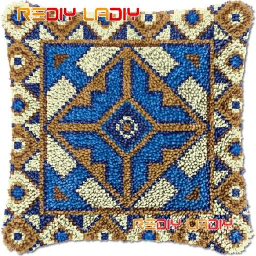 Latch Hook Cushion Geometric Series DIY Needlepoint Kits Chunky Acrylic Yarn Arts Crocheting Lofty Pillow Case Hobby & Crafts