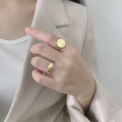 Silvology 925 Sterling Silver Glossy Concave Sureface Rings Round High Quality Advanced Model Rings for Women New Office Jewelry