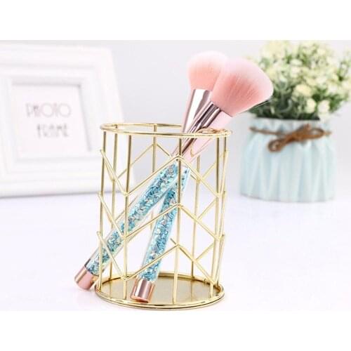 Hollow Rose Gold Metal Pen Pencil Stationery Holder Makeup Brush Cosmetic Organizer Metal Storage Box Lipstick Container Decor