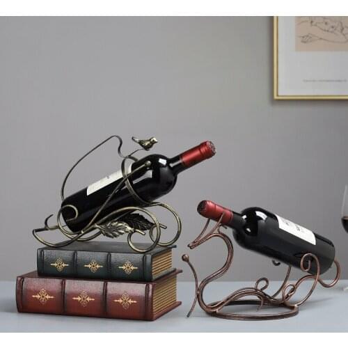 European Creative Wine Rack Vintage Wrought Iron Wine Holder Bar Kitchen Supplies Retro Home Decor Rack Glass Goblet Frame Racks