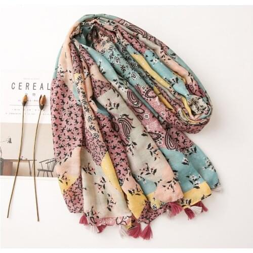 Autumn New Ethnic Large Scarf Women Flower Pattern Warm Shawl Bright Color Fashion Pashmina Design