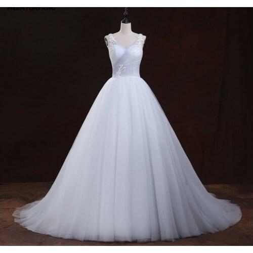 Vestido De Noiva 2021 New Arrival V-Neck Lace Appliques Tulle Chapel Train Bridal Ball Gown Elegant Sleeveless Wedding Dress