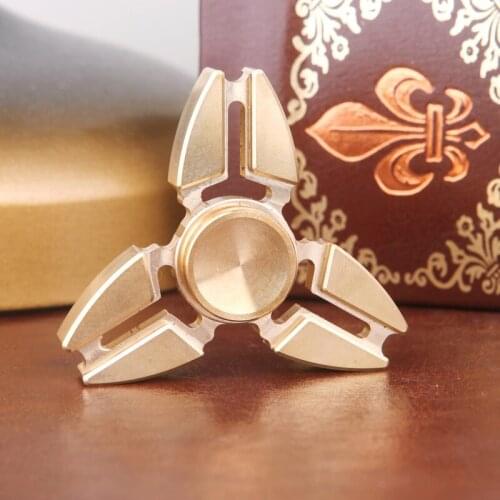 Triangle angular gyro edc finger gyro Adult toys decompression finger showed that pure copper thumb