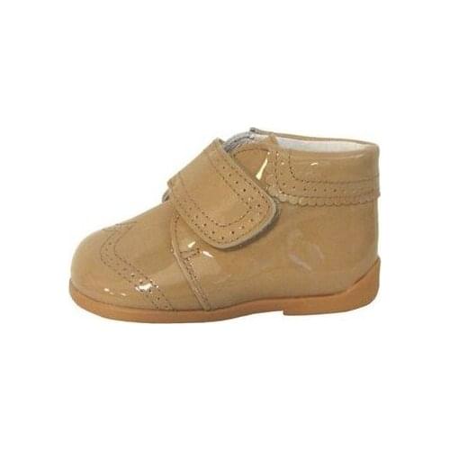 Boots for baby in sand fur patent leather finish, Andanines