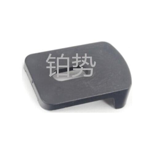 Front bumper positioning pin Front bumper bracket Front bumper inner iron bracket 2008-b mwF01 730d F02 F07 GT N57 51117263325