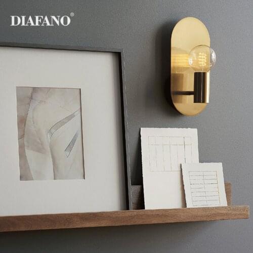 Nordic personality creative living room Metal/Copper wall lamp fashion modern minimalist Bedroom model bedside glass Wall Lamp