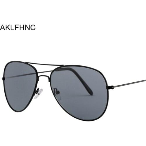 New Fashion Pilot Sunglasses Women Vintage Female Glasses Frame Black Pilot Sun Glasses Female Ladies Oculos Del