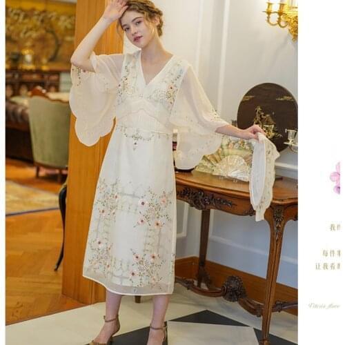 Women Summer Vintage Antique Cotton Dresses Ladies Retro Elegant Slim Limited Edition Autumn Mori Girls Flower Embroidery Dress