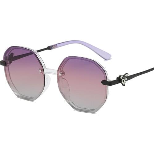Iurstar new fashion women brand designer sunglass square sunglass crystal frame with bling sunglass big fashion frame Polarized