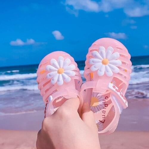 2021 new environmentally friendly girls sandals soft bottom summer flowers love jelly shoes beach 1-3-8 years old baby