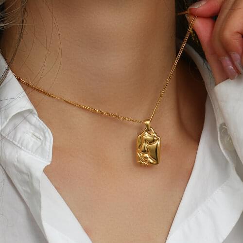 Abstract Embossment Lover Hug Human Face Square Pendant Necklace Vintage Gold Plate Body Language Necklace in Stainless Steel
