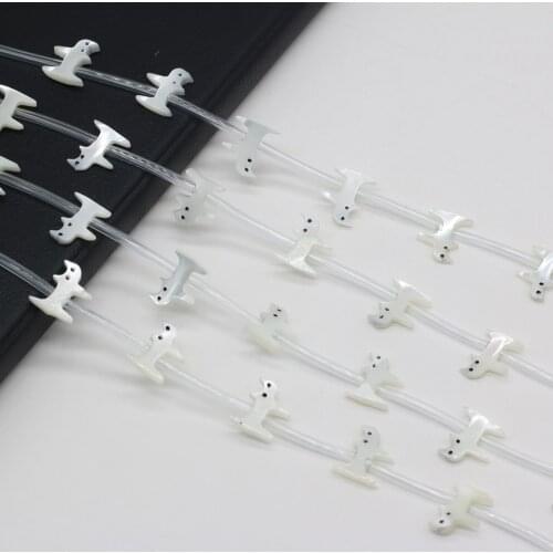 Selected Natural Shells and Seawater Cat-shaped Beads for DIY To Make Exquisite Womens Jewelry Bracelets 15 Pcs/piece