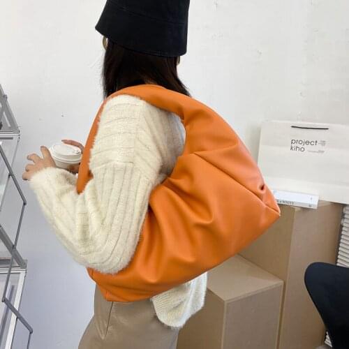 PU Frill Solid colorWomens HandbagLuxury Designer One-shoulder Armpit Female BagNew Fashion Dumpling Bag Shopping Purse