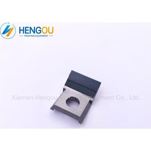 100 Pieces H0618-2 good quality Hengoucn machine GTO52 gripper 69.011.827 MO machine gripper