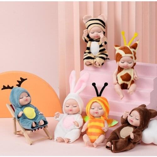Yikesong Anime Figures