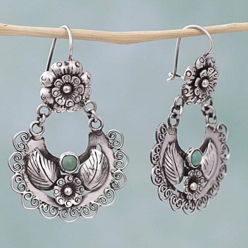 Vintage Earrings with Green Stone Fashion Flower Heart Earrings for Women Retro Silver Plated Drop Earrings Indian Jewelry