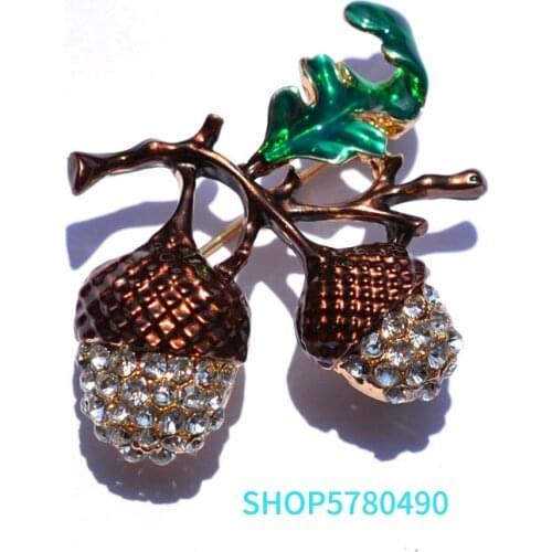 Fashion Jewelry Nuts brooches Vintage Painted pins Rhinestone Cute Plant Brooches for Women Garments Lady Gifts Suits Accessory