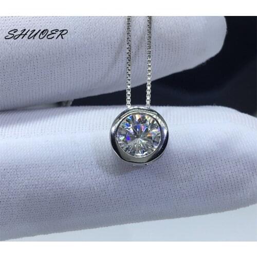 Classic 925 Sterling Silver 2 Carat Round Brilliant Cut Pass Diamond Tester D Color Moissanite Pendant Necklace Women Jewelry