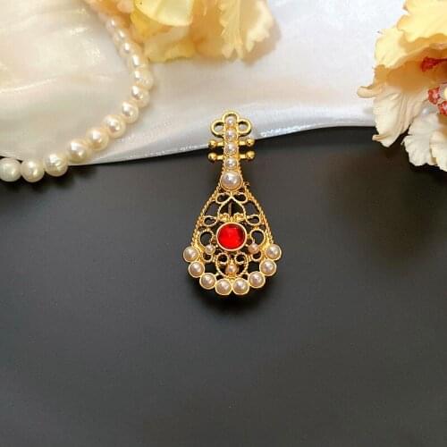 Chinese style retro court classic exquisite Pipa Pearl Brooch