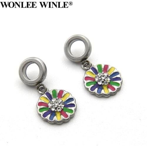 Wonlee Winle Never Fade 316L Stainless Steel 5mm Hole Color Flower Charms Pendants For Bracelet Jewelry Making DIY Dangles