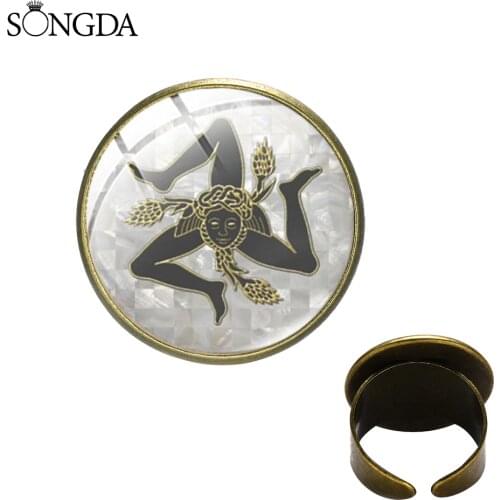 Retro Sicilian Trinacria Ring Handmade Jewelry Classic Sicily Features Symbol Glass Cabochon Antique Bronze Color Ring Wholesale