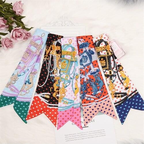 Fashion Love Chain Scarf Ladies Luxury Imitation Silk Scarf Headband Tie Bag Handle Streamer Ladies Headscarf Wristband BS17