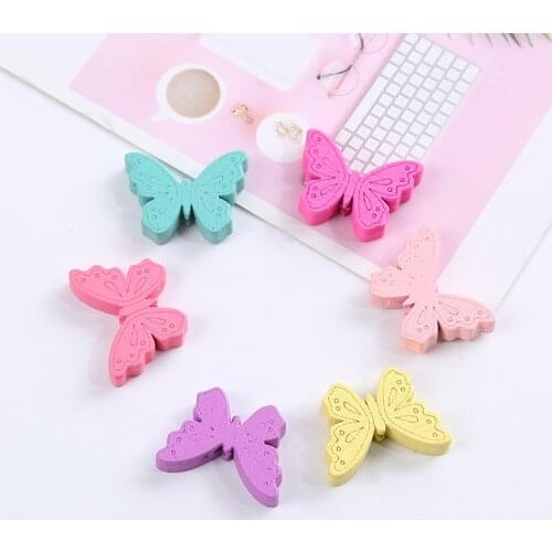 50Pcs Color Butterfly shape Wood Spacer Beads Wooden Beads Children DIY Handmade Beaded Material Loose Bead Baby Toy Accessories