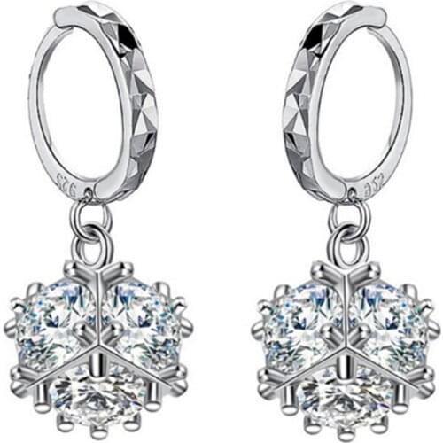 Korean version of the personality of the fashion wild cube cube sugar female models silver plated ear rings YE048