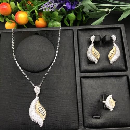 Fashion Wedding Dubai Africa Nigeria Nigeria Africa Jewelry Set Golden Necklace Earrings Ring Romantic Female Bride Jewelry Set