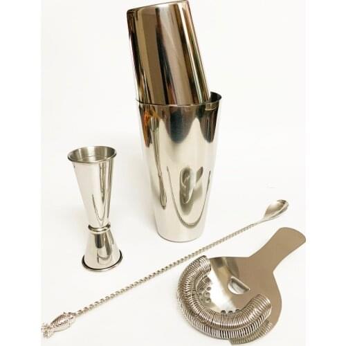 Boston Cocktail Shaker Bar Set: 18oz & 28oz Boston Shaker Tin, Cocktail Strainer, Double Jigger, Pineapple Mixing Spoon